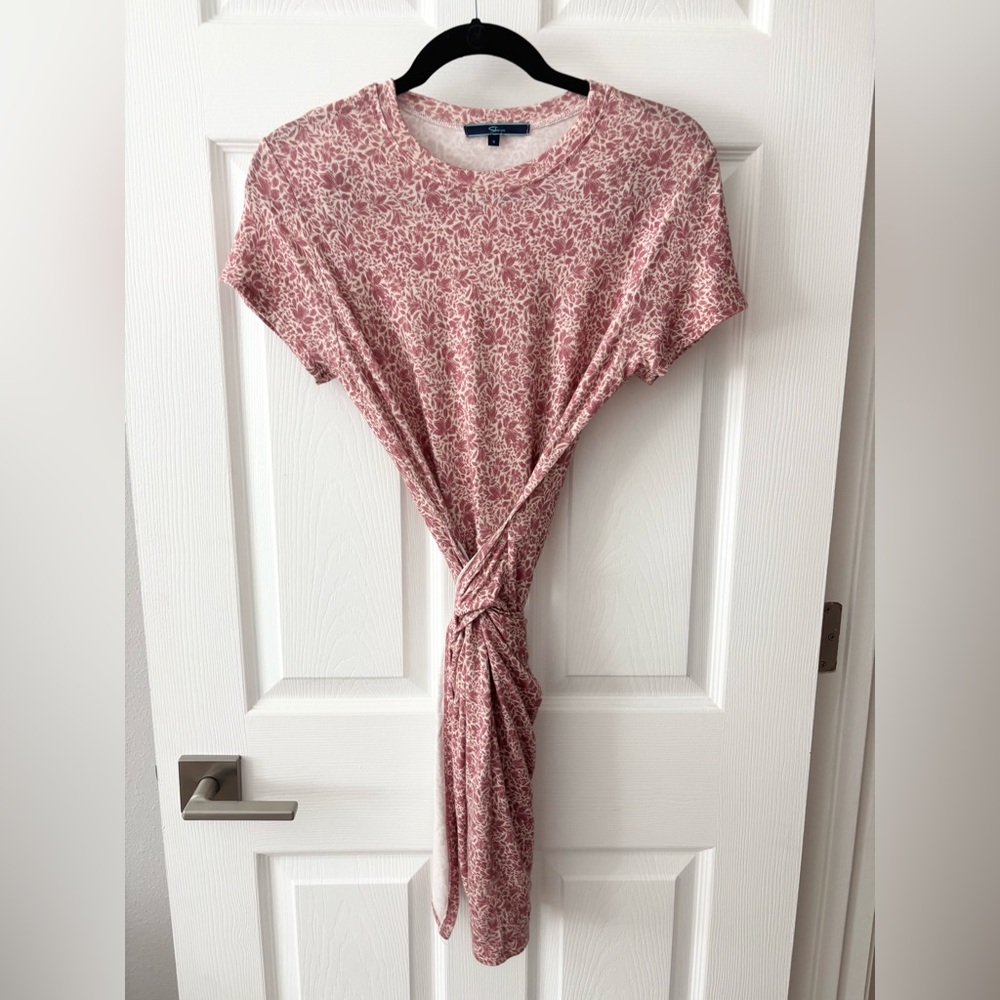 Shore Boutique in Sarasota Red Patterned Tie-Front‎ Dress size Small